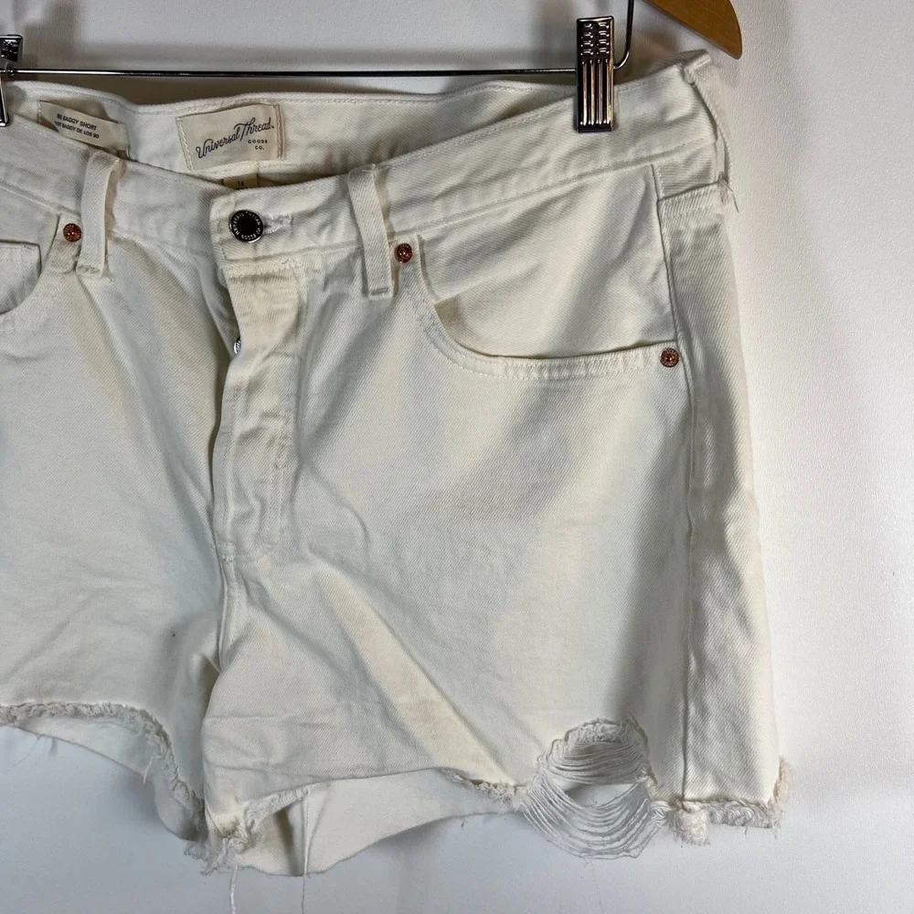 Universal Thread 90s Baggy Shorts Off White Cream Denim Button Fly Distressed 14